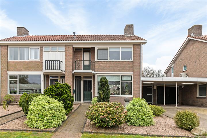 Bekijk foto 1 van Hulststraat 3