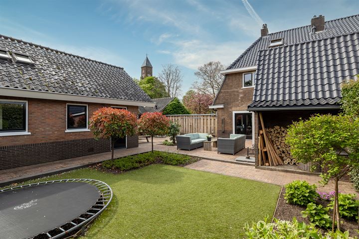 Bekijk foto 33 van Nieuwe Kerklaan 17