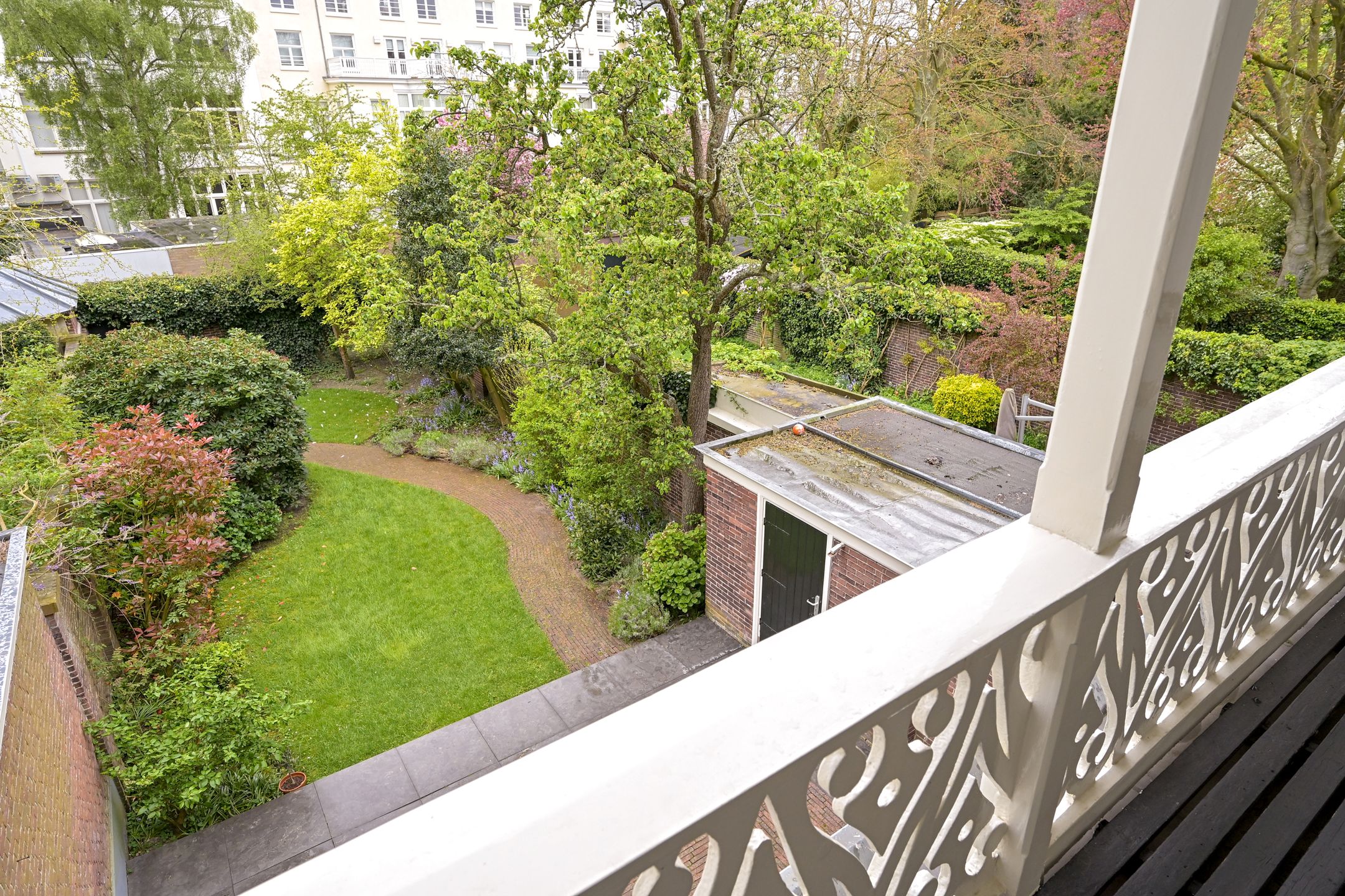 Foto 18 van Surinamestraat 30