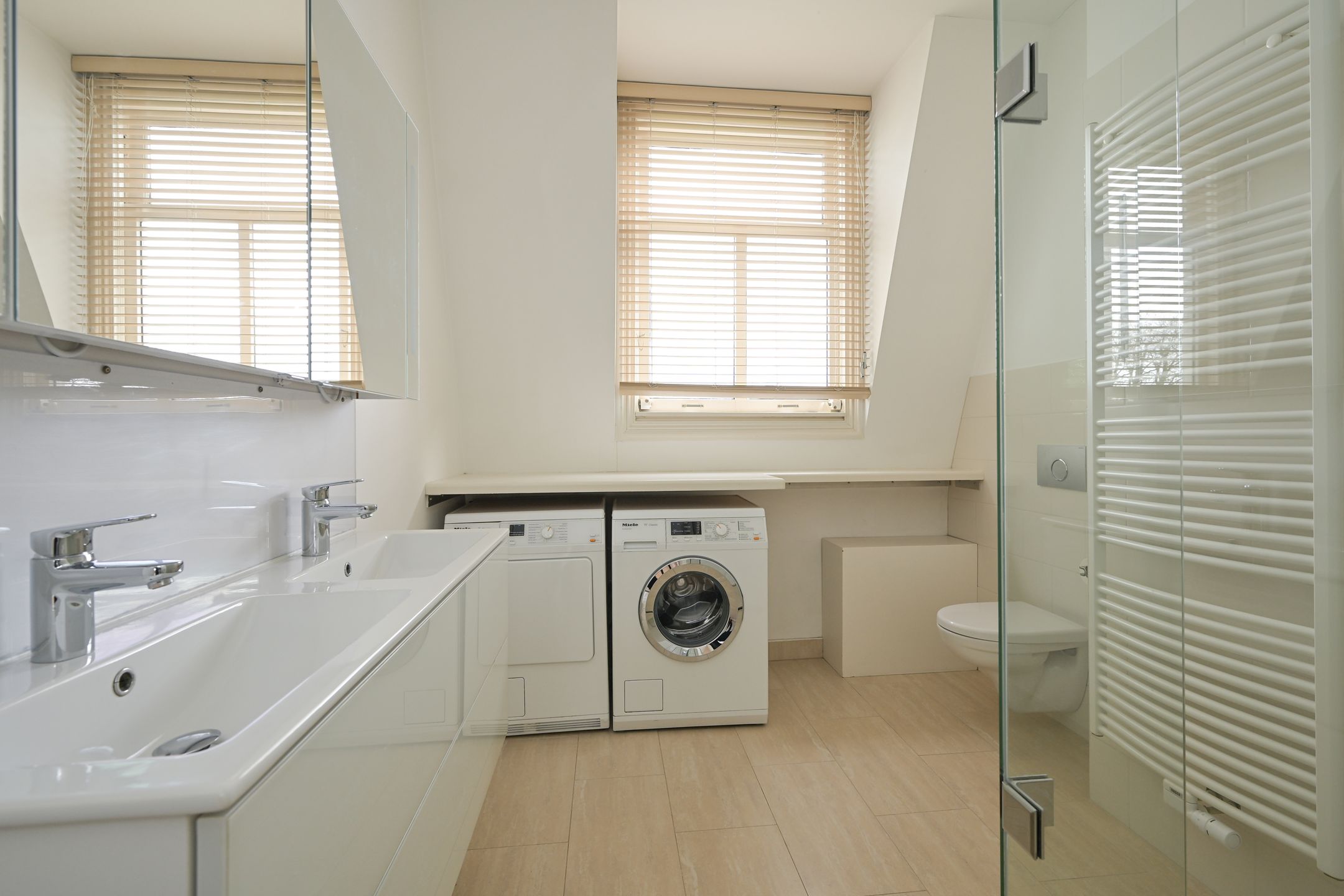 Foto 24 van Surinamestraat 30