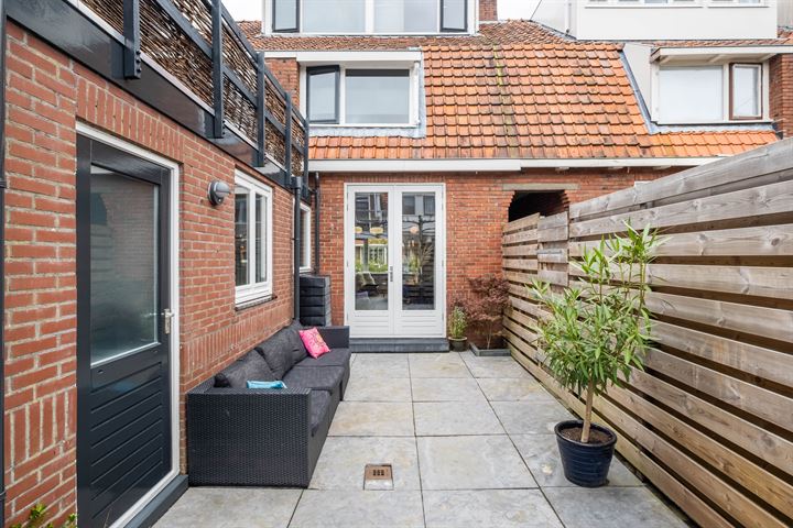 Bekijk foto 50 van Pieter de Hooghstraat 16