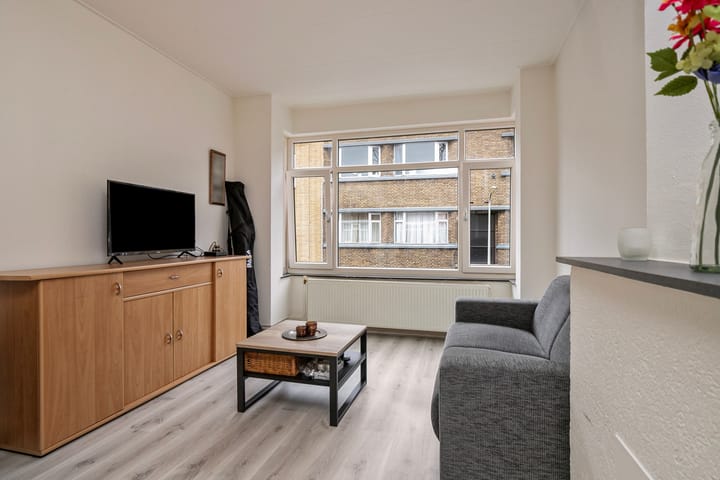 Foto 5 van Den Helderstraat 86