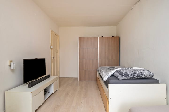 Foto 16 van Den Helderstraat 86