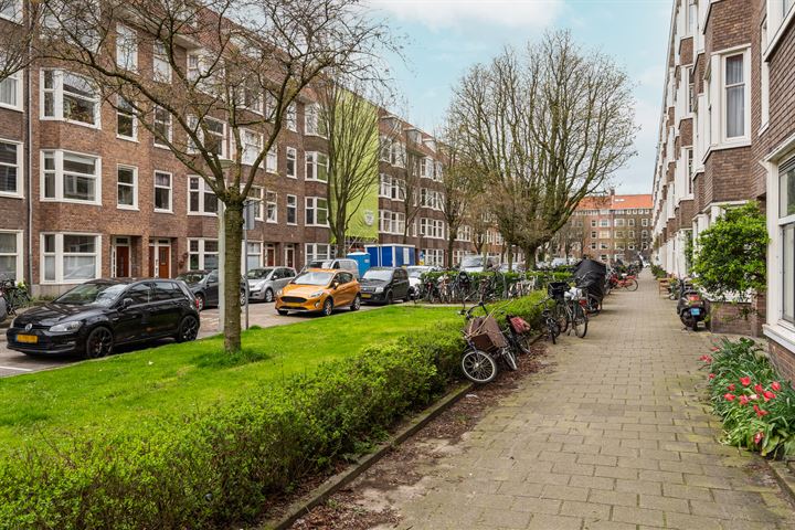 Bekijk foto 10 van Van Walbeeckstraat 33-B