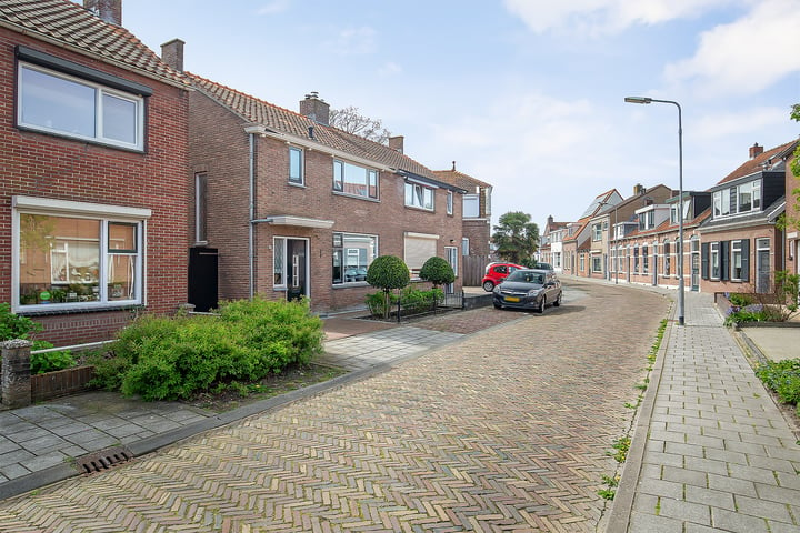 Bekijk foto 3 van Schoolstraat 16