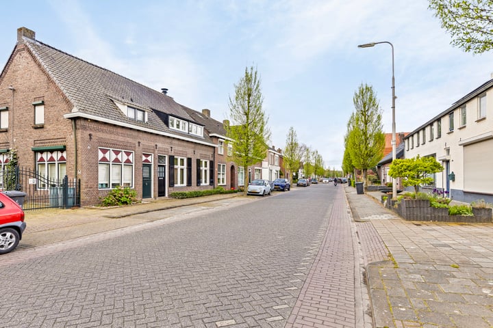 Bekijk foto 2 van Marktstraat 60