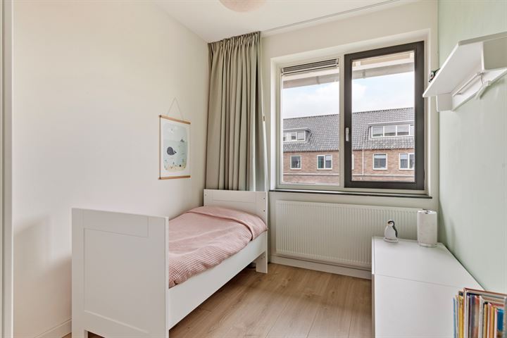 Bekijk foto 33 van Reijershofstraat 18