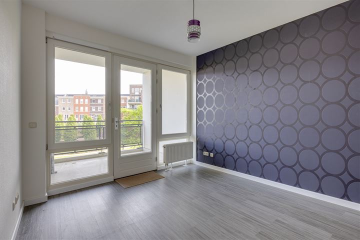 View photo 17 of Beatrixstraat 65