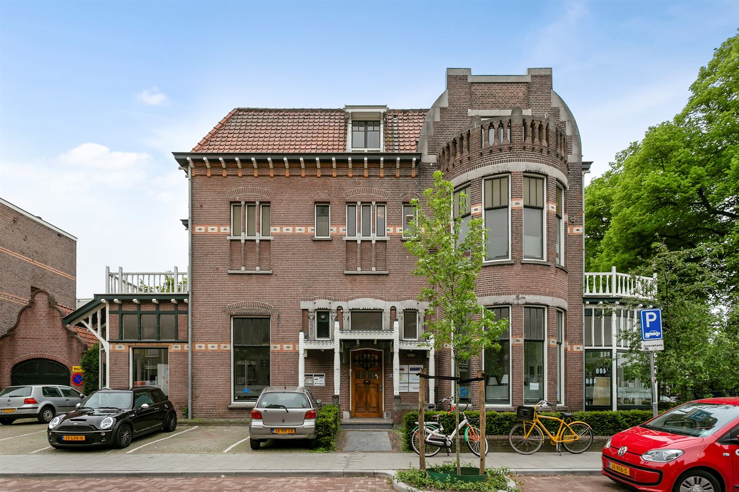 Bekijk foto 1 van Prins Hendrikstraat 2