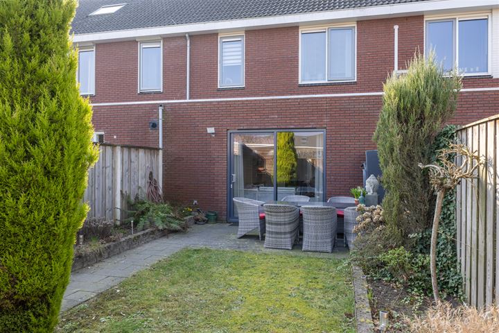 Bekijk foto 32 van Eikebladvlinder 51