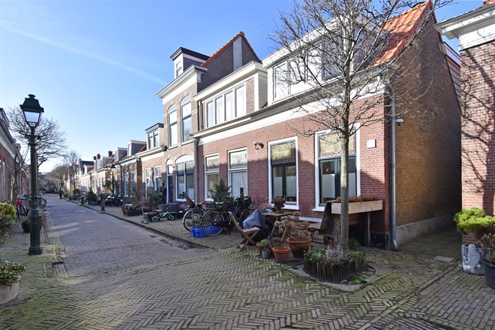 View photo 3 of Ankerstraat 41