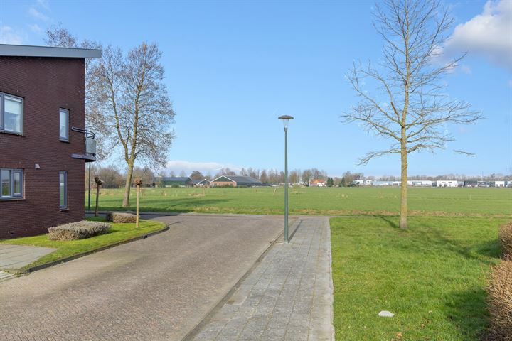 Bekijk foto 5 van van Dongenshoeve 8