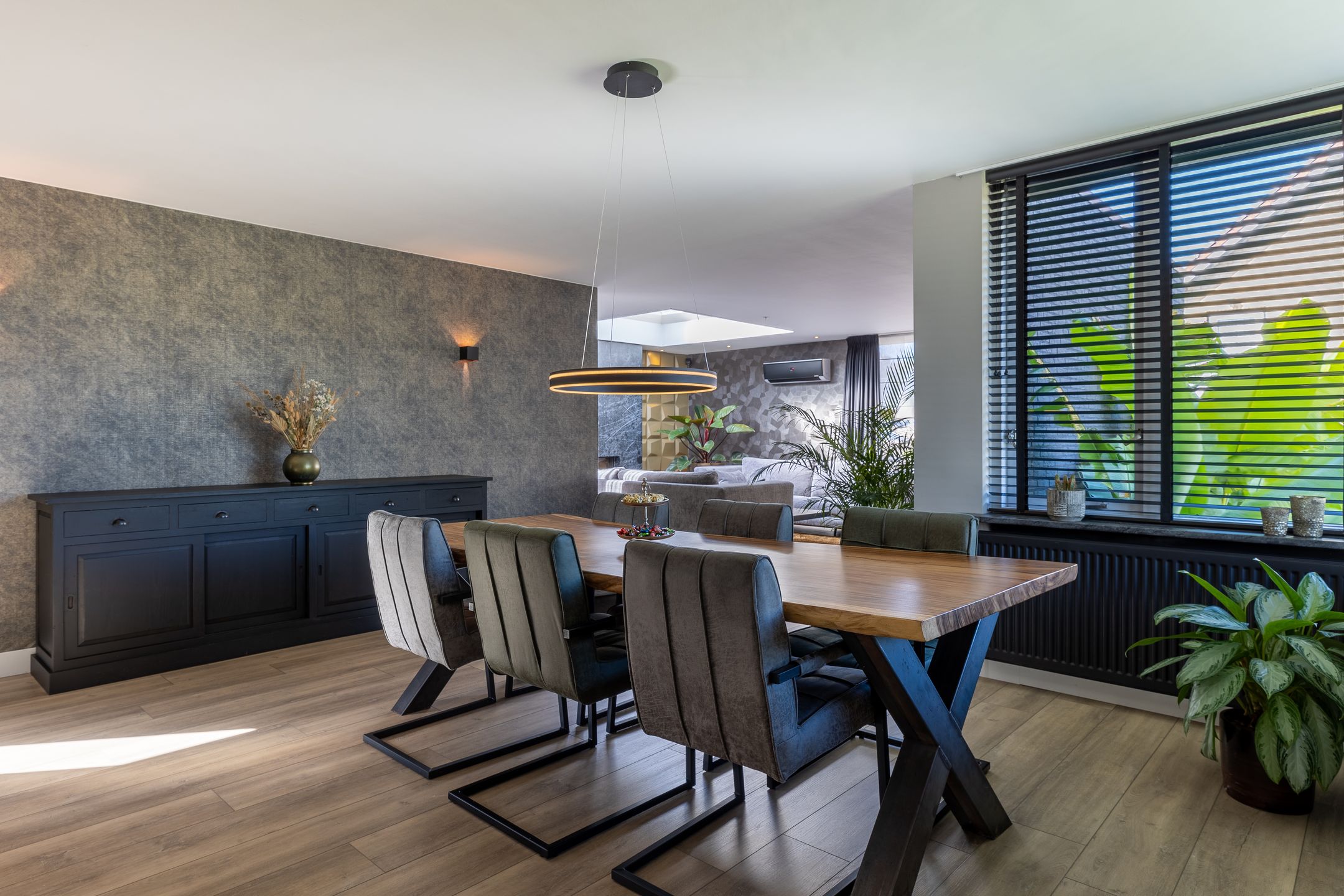 Photo 15 of Burgemeester Jansenstraat 19