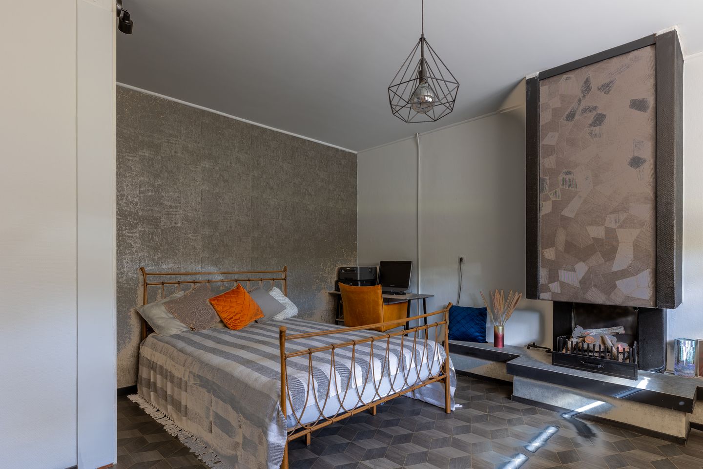 Photo 35 of Burgemeester Jansenstraat 19