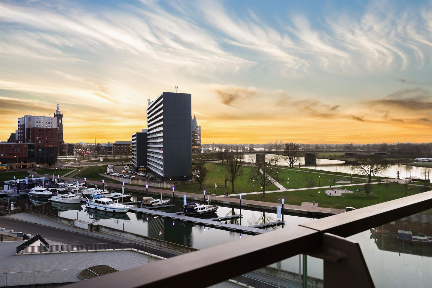 Foto 20 van Maashaven 722