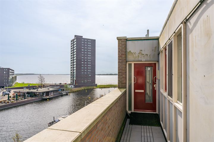 Bekijk foto 16 van Havenhoofd 36