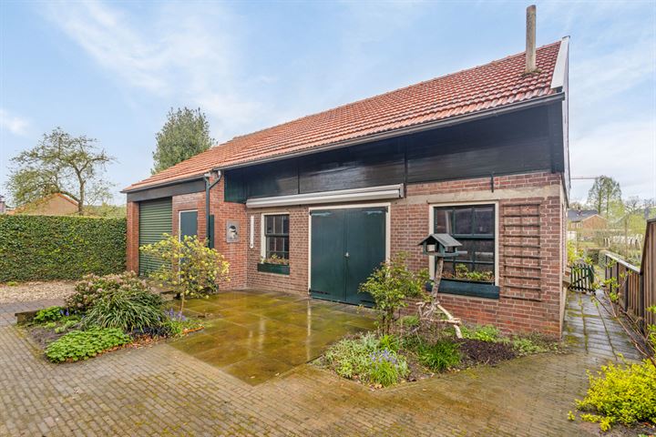 Bekijk foto 31 van Haaksbergerstraat 35