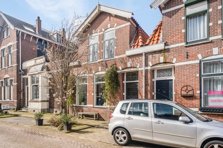 Bekijk foto 30 van Ooievaarstraat 64