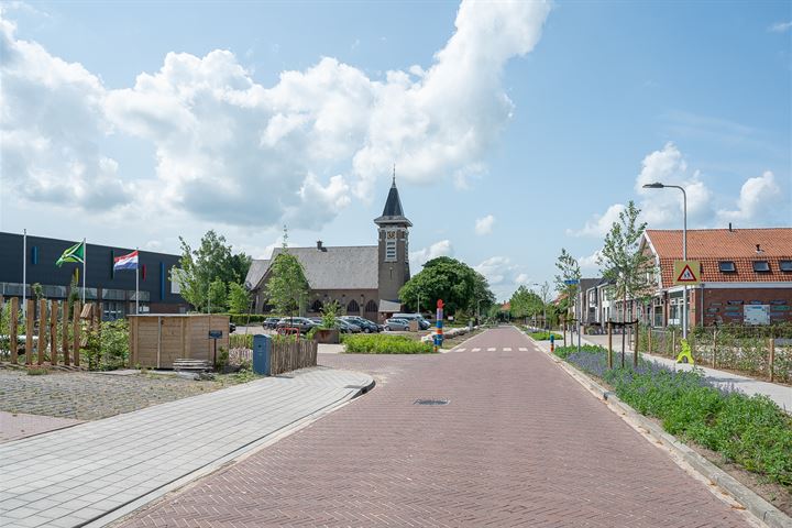 Bekijk foto 32 van Waalderweg 22