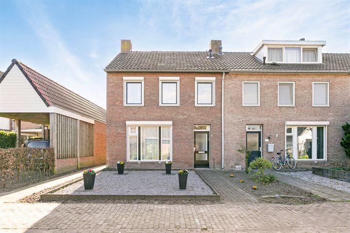 Bekijk foto 31 van Kennedylaan 1