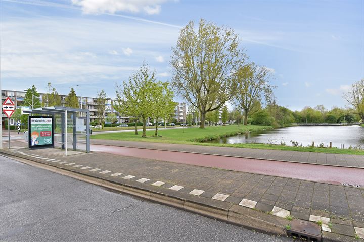 Bekijk foto 37 van Beethovenlaan 51