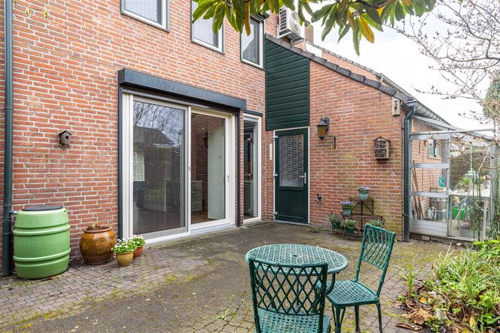 Bekijk foto 43 van Hugo de Grootstraat 9