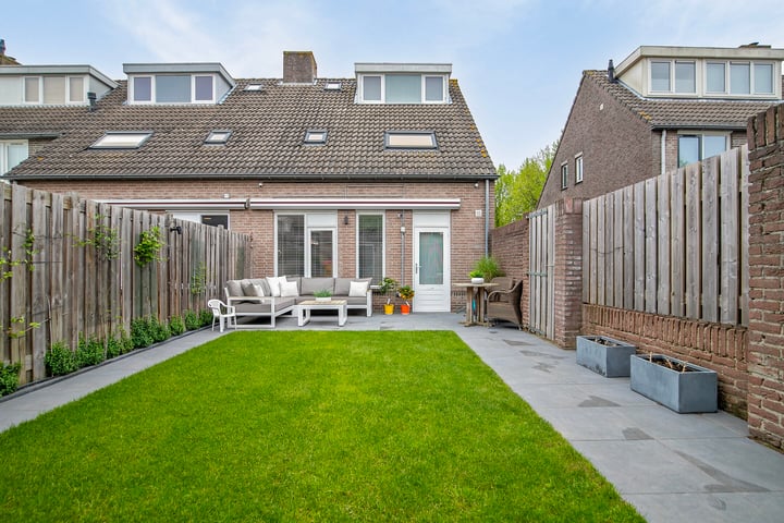 View photo 25 of Vliststraat 35