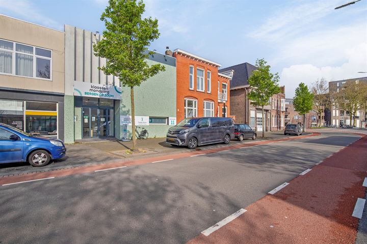 Stationsplein 11, Bergen op Zoom