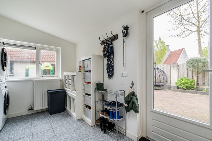 Bekijk foto 13 van Martinus Zwetslootstraat 38