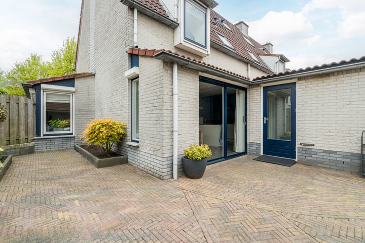 Bekijk foto 30 van Martinus Zwetslootstraat 38