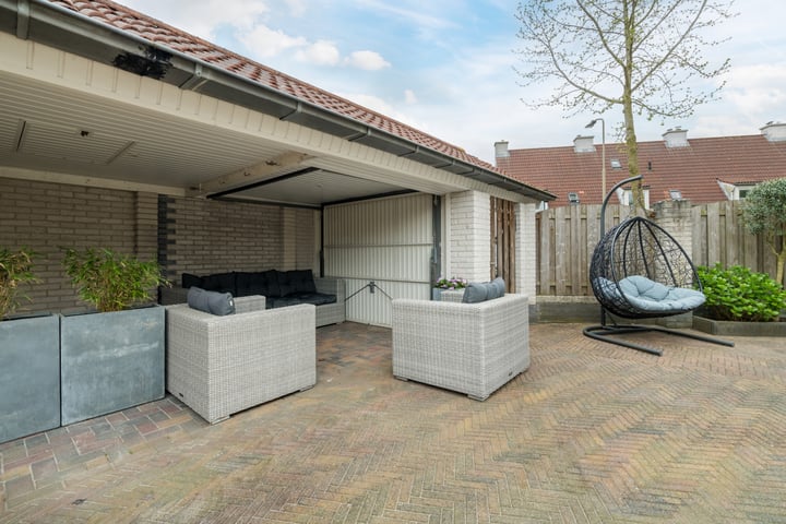 Bekijk foto 34 van Martinus Zwetslootstraat 38