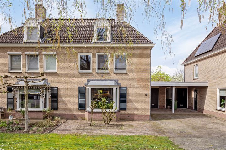 Bekijk foto 36 van S.N. Menkostraat 37