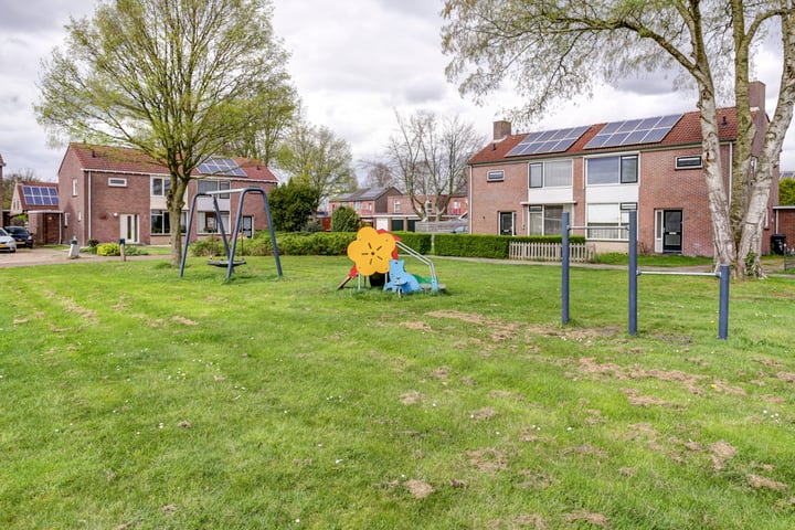 Bekijk foto 1 van Prinses Marijkestraat 4