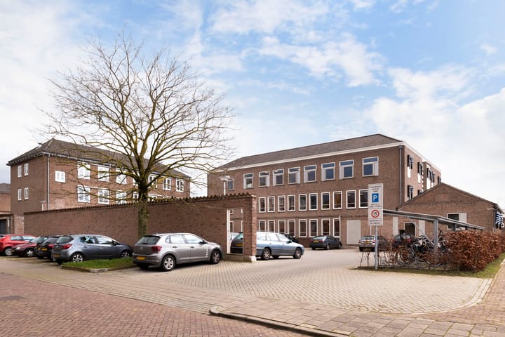 Louis Pasteurstraat 10