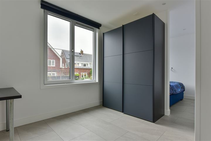 View photo 17 of Jan van Gentstraat 88--90