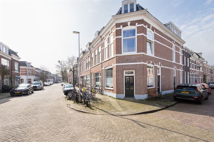 Bekijk foto 1 van Bollenhofsestraat 39-A