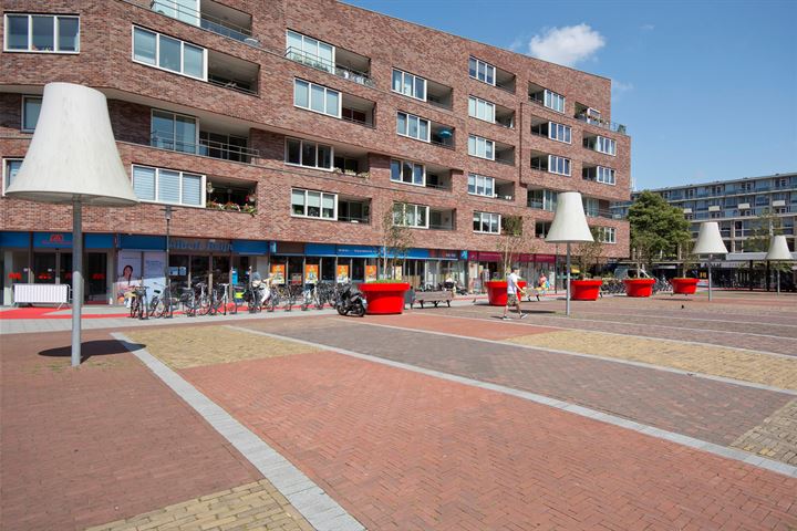 Bekijk foto 36 van Radboudstraat 29