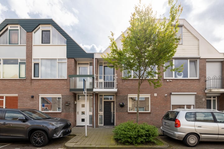 Bekijk foto 1 van Dapperstraat 10