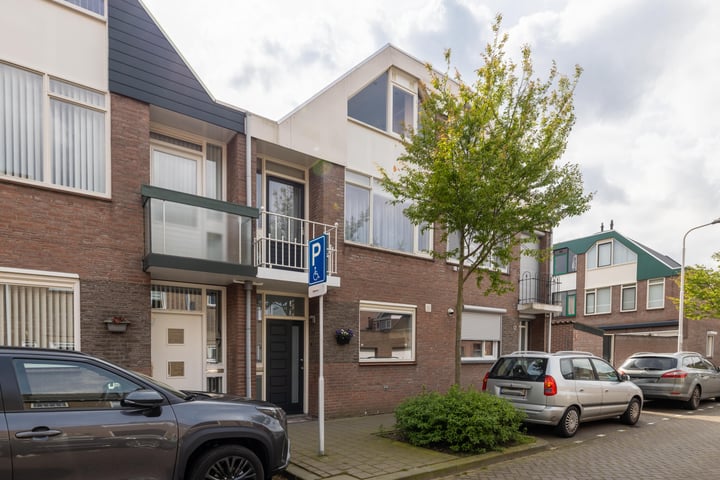 Bekijk foto 4 van Dapperstraat 10