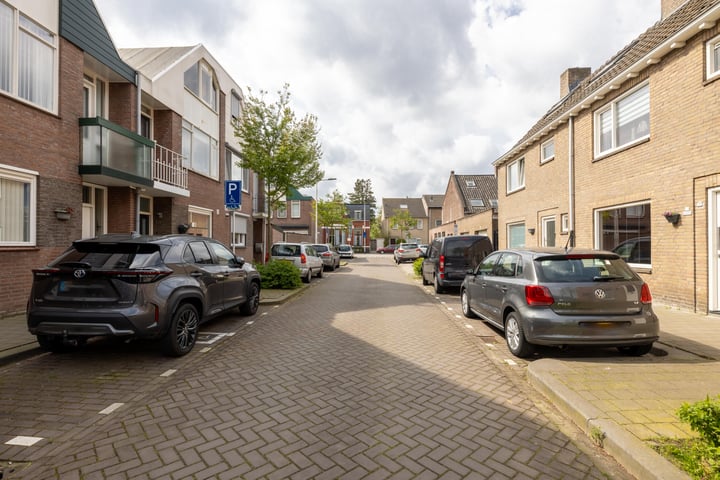 Bekijk foto 38 van Dapperstraat 10