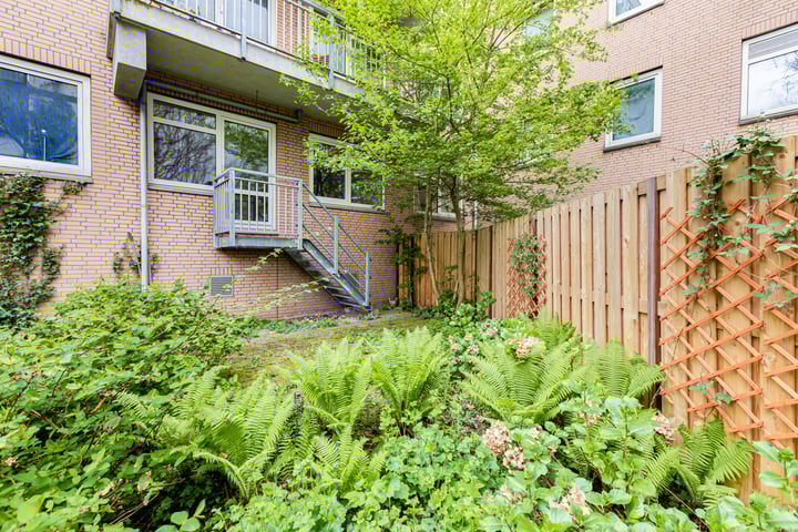 Bekijk foto 3 van Mauritsstraat 32