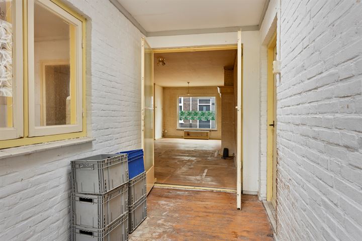 View photo 9 of Van Sonstraat 34