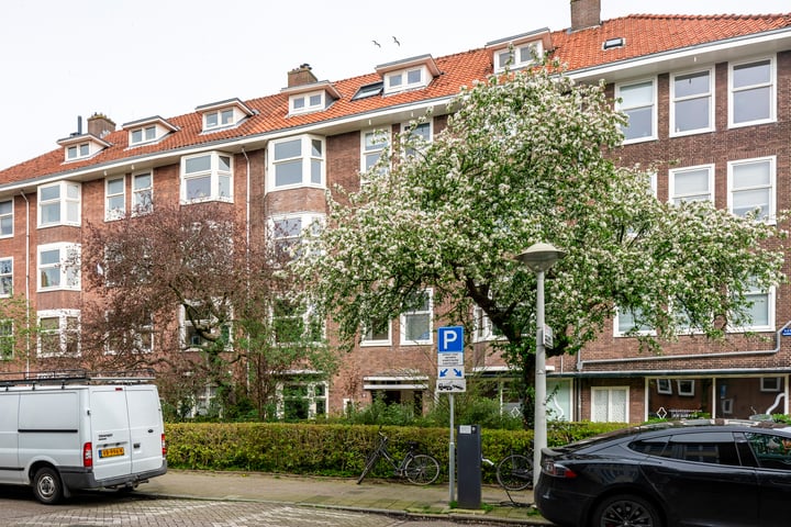 Bekijk foto 1 van Rietwijkerstraat 56-I