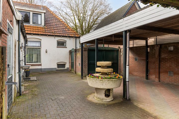 View photo 26 of Leliestraat 22