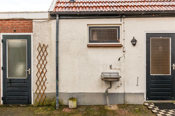 View photo 27 of Leliestraat 22