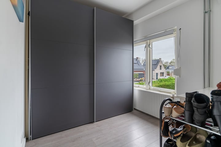 Bekijk foto 19 van Graaf Engelbrechtstraat 24