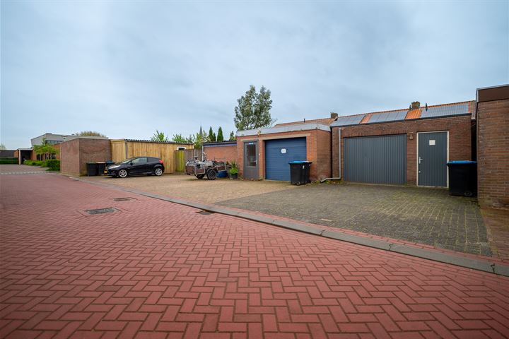 Bekijk foto 31 van Graaf Engelbrechtstraat 24