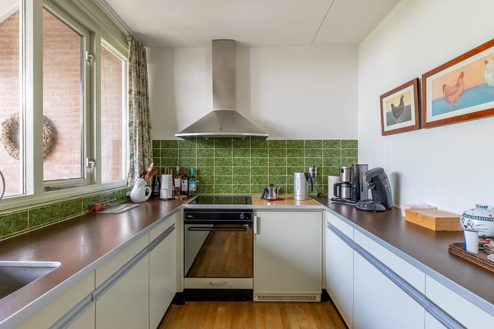 Photo 33 of dr. H.C.M. Ghijsenstraat 12