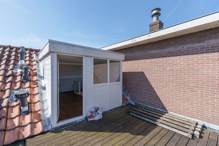 Bekijk foto 32 van Werner Helmichstraat 111