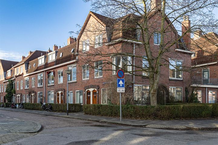 Bekijk foto 1 van Helper Kerkstraat 46-A